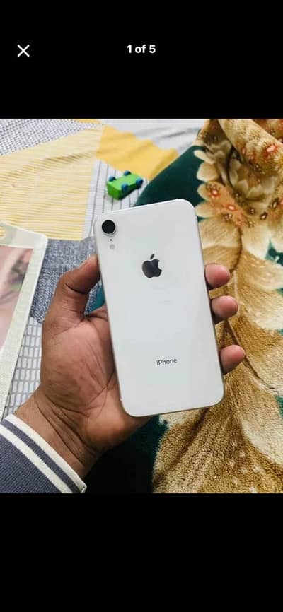 Apple iPhone XR