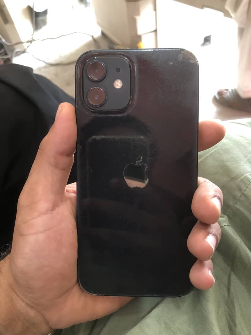 Apple iPhone 12 1