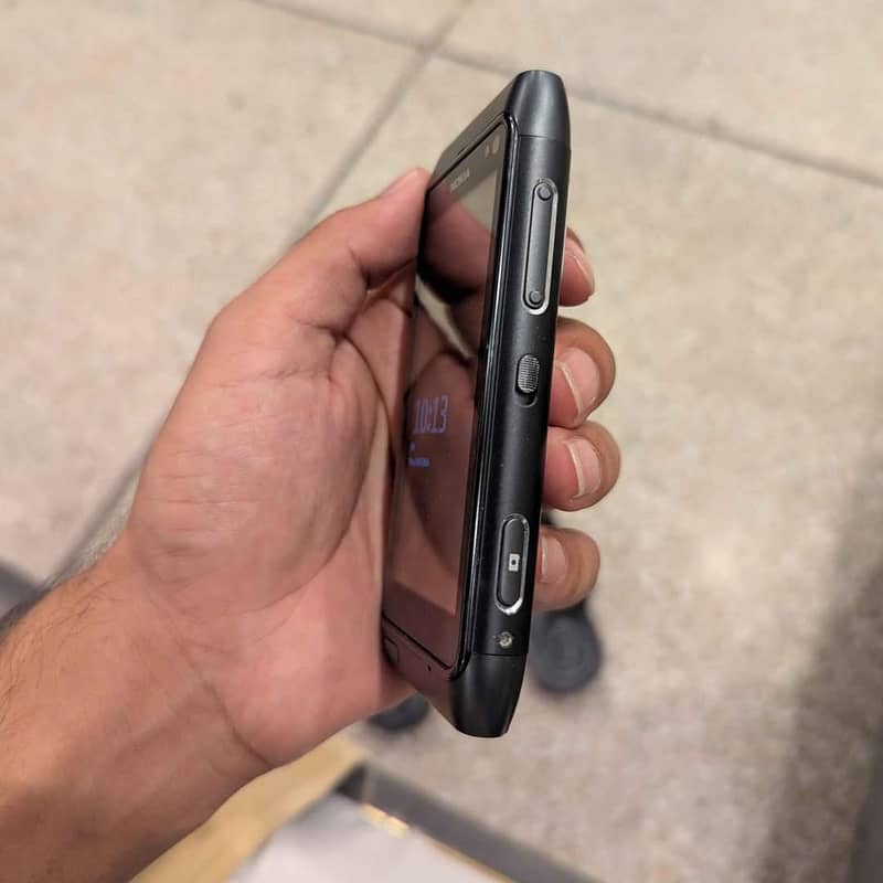 Nokia N8 2