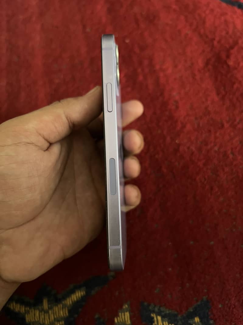 Apple iPhone 12 2