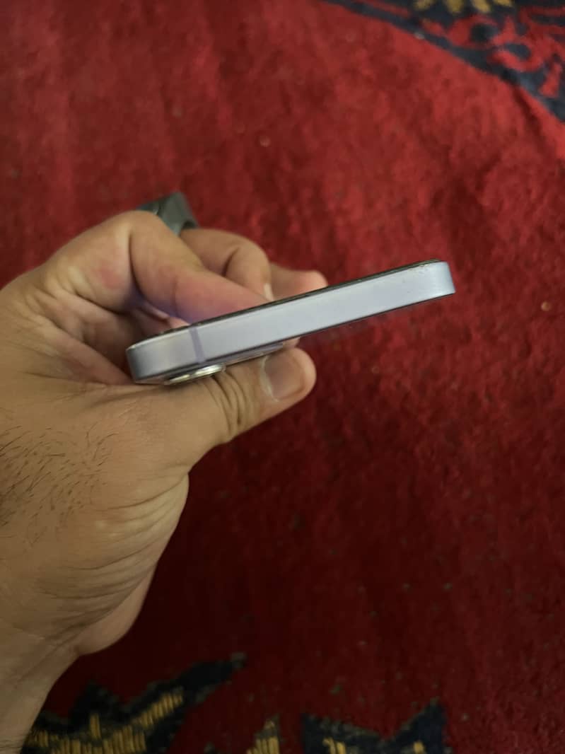 Apple iPhone 12 5