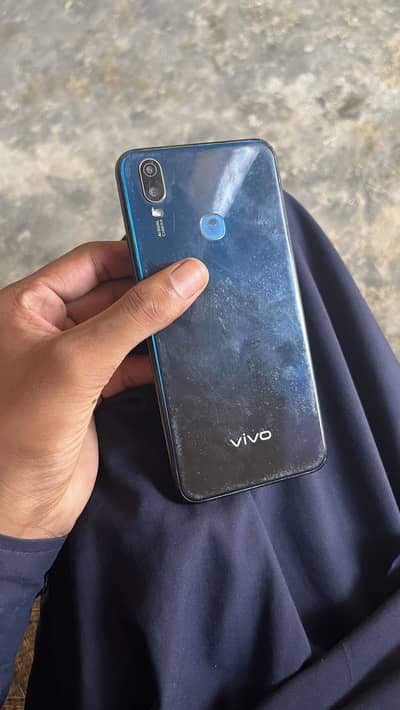 Vivo Y11
