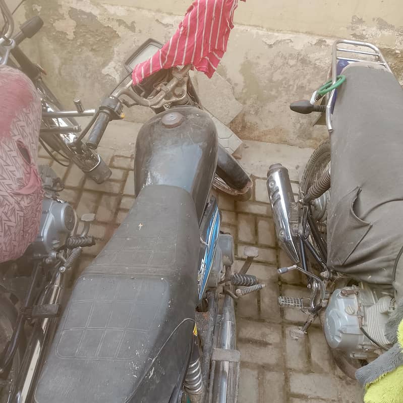 03373157356 8