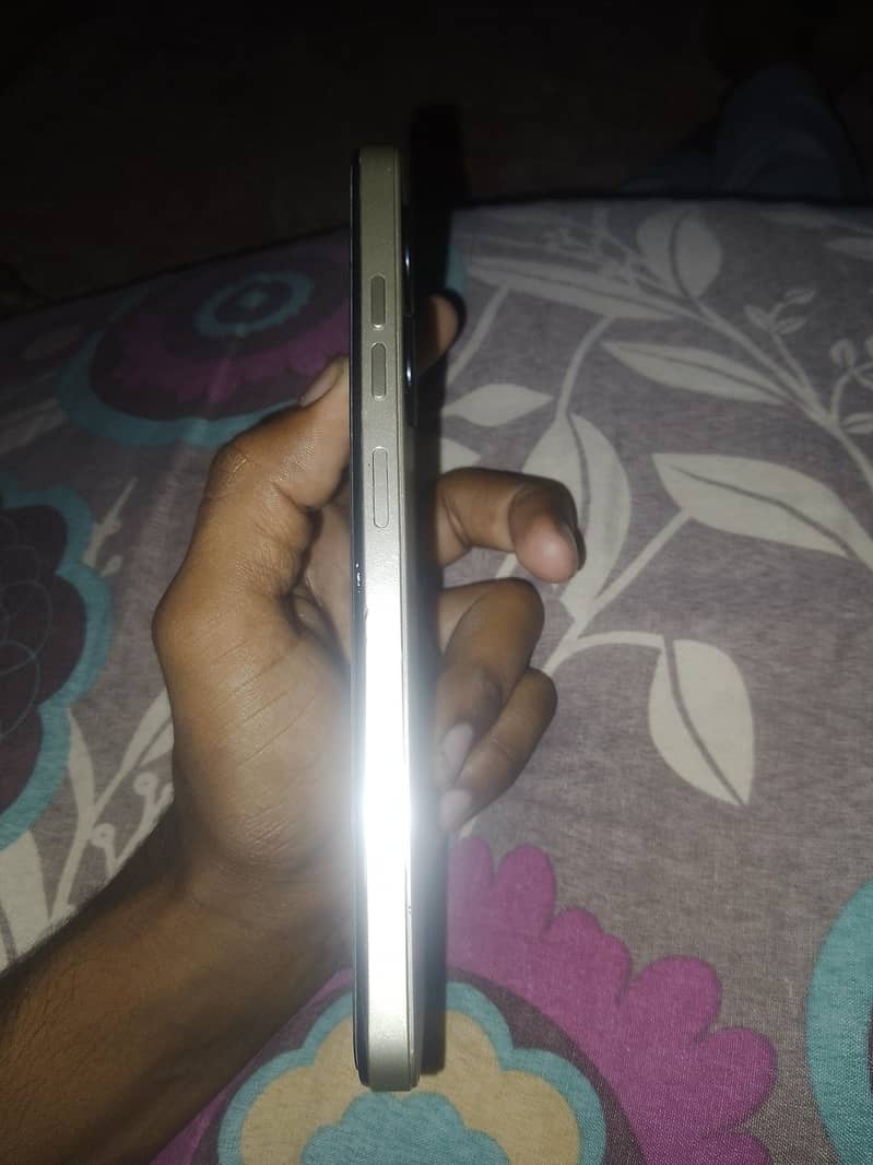 Tecno Spark Go 2
