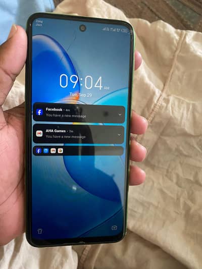 Infinix Hot 12
