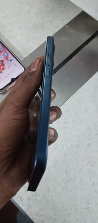 vivo y500