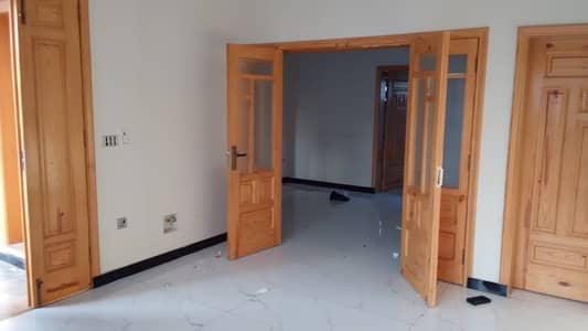 30x50 House Available For Rent
