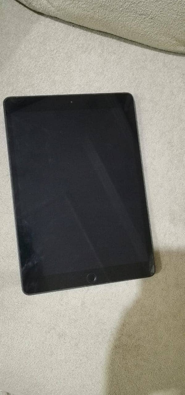 I pad 7th generation 0