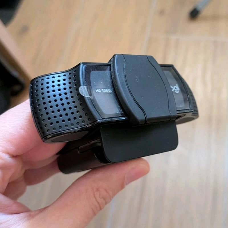 Logitech C920 Webcam 1