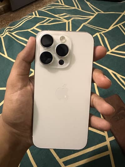 Apple iPhone 15 Pro