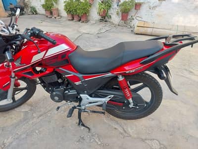 Honda CB 150F 2022 model for urgent sale