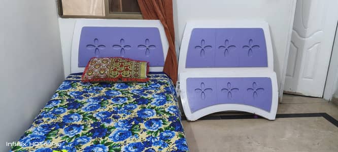 2 pairs of single bed