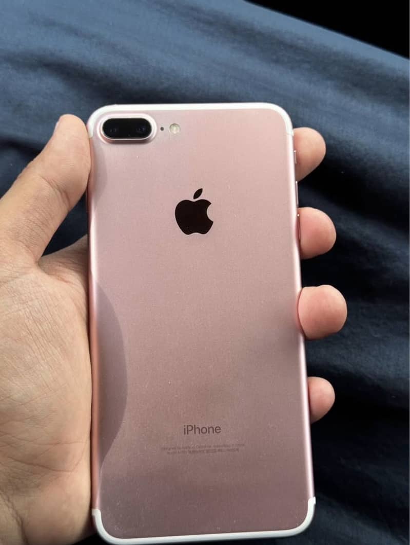 Apple iPhone 7 Plus 1