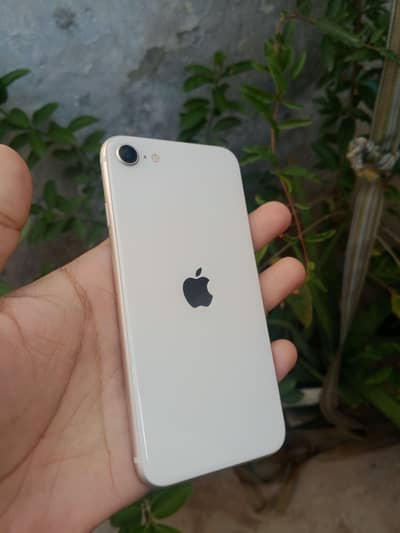 Apple iPhone SE 3