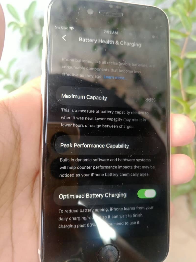 Apple iPhone SE 3 2