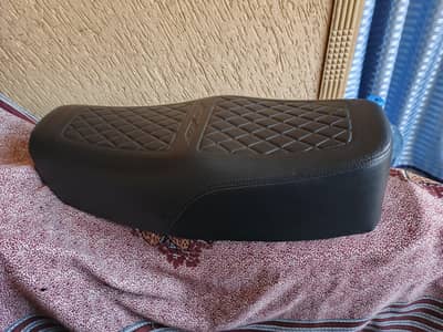 125 seat 24 model original