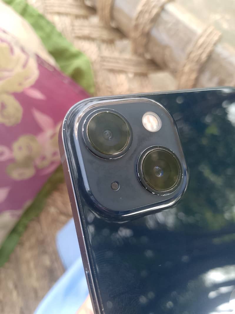 Apple iPhone 13 10