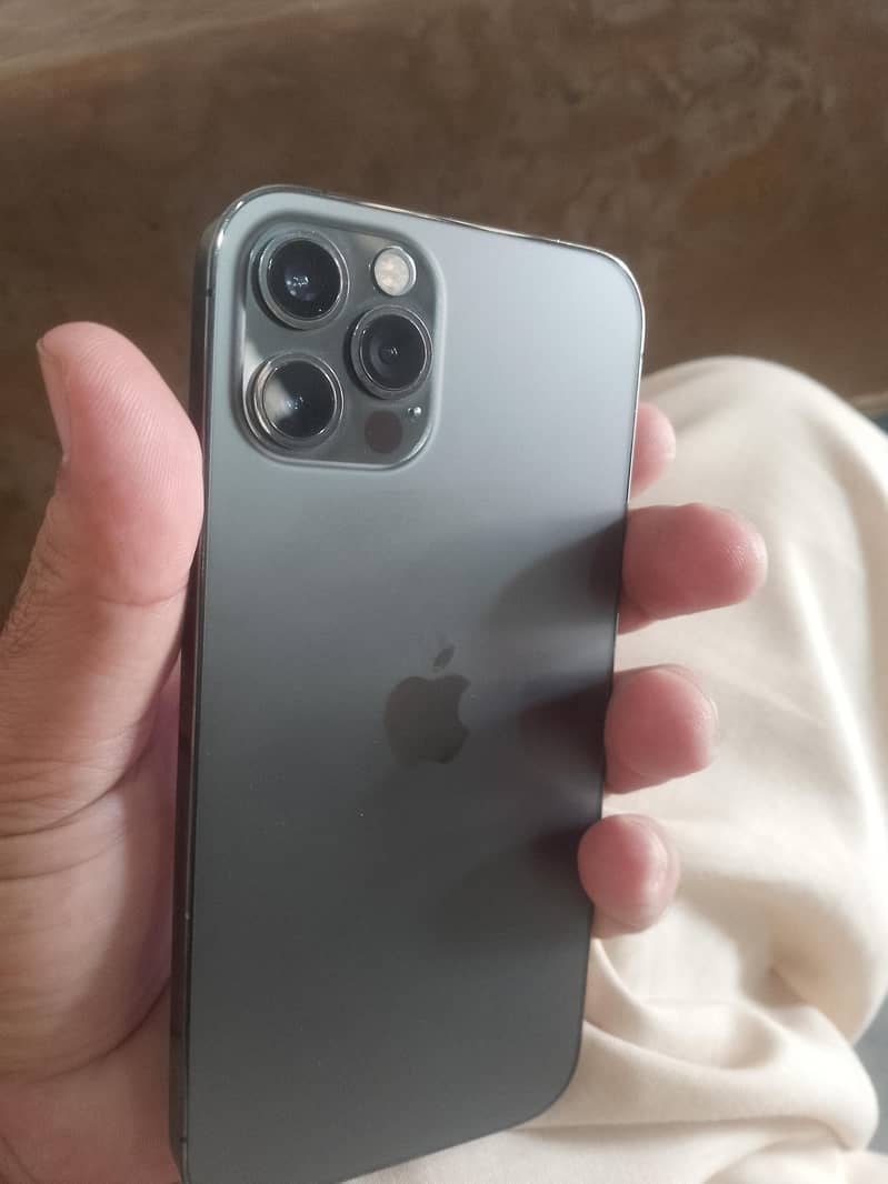 Apple iPhone 12 Pro 0