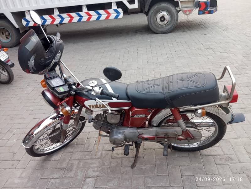 Yamaha 100 0
