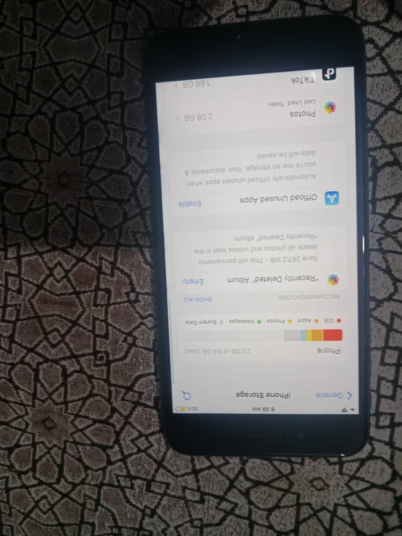 Apple iPhone 8 Plus 0