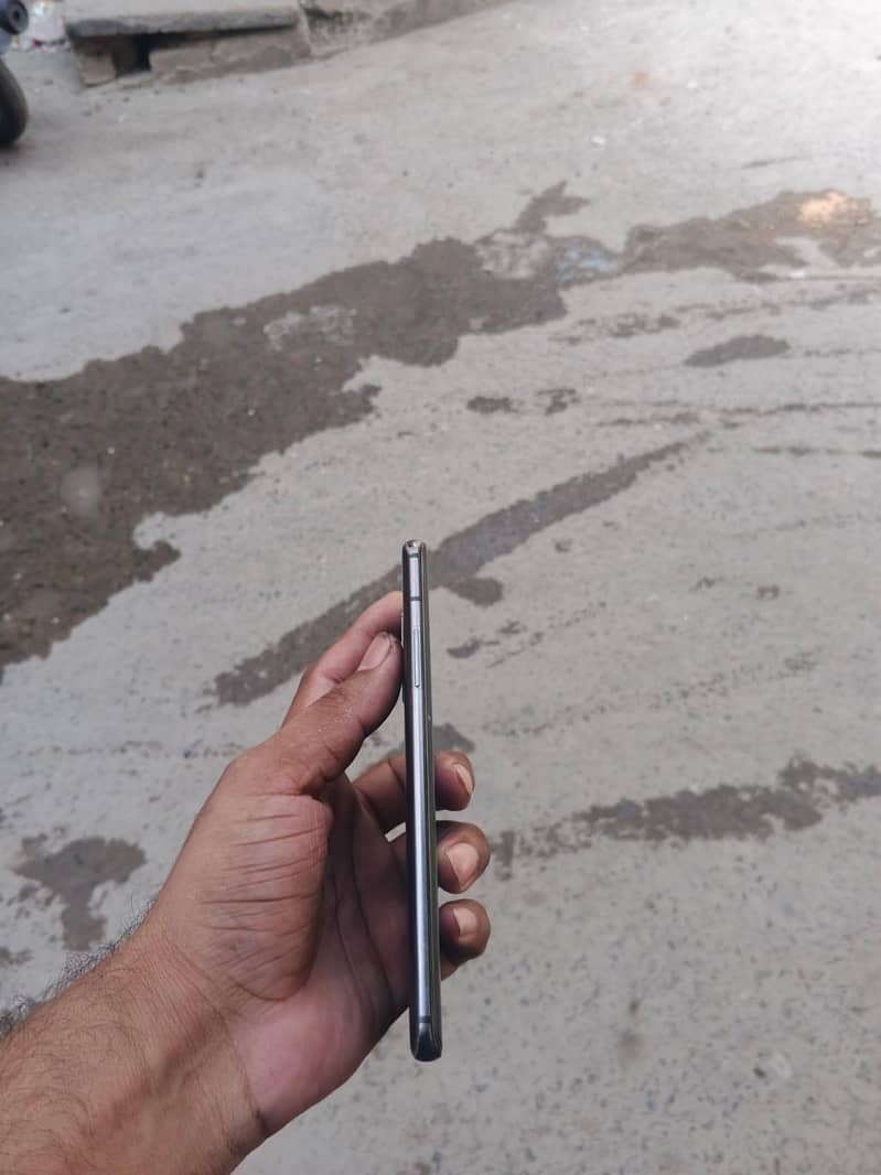 One Plus 7 Pro 6