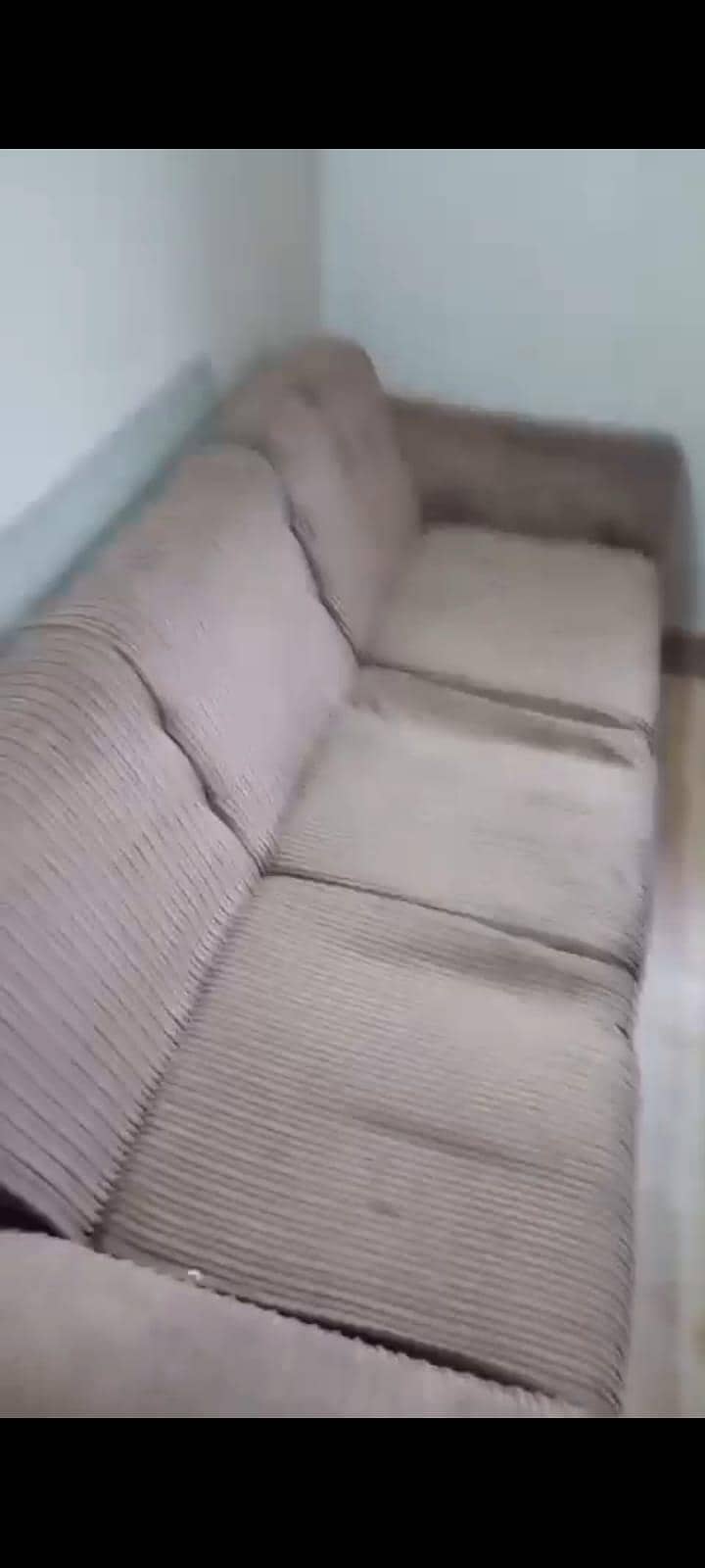 sofa. 0