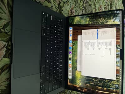 MacBook Pro M4 14" 16GB 512GB | 100% Battery | 77 Cycles | Box