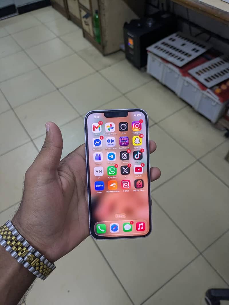 Apple iPhone 14 2