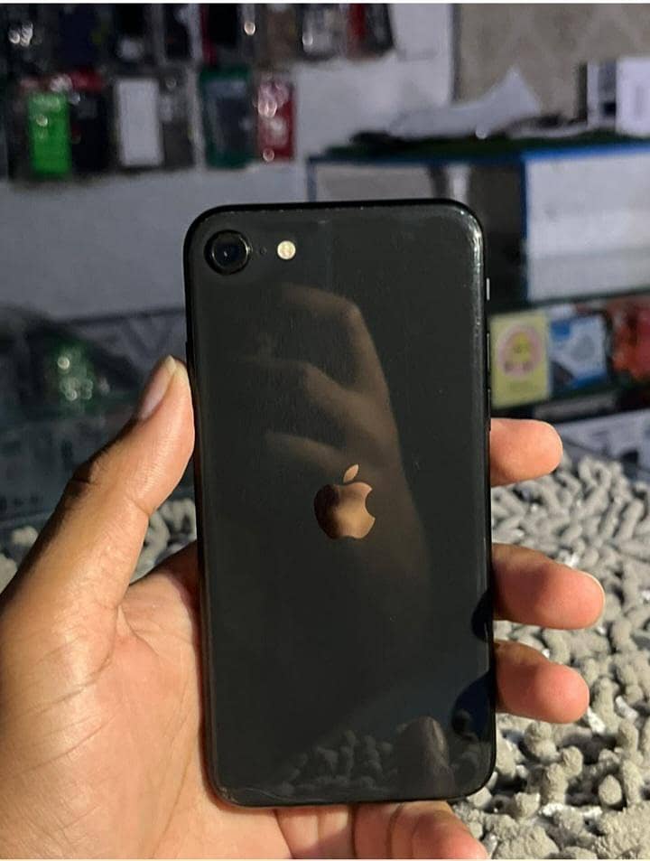 Apple iPhone 8 0