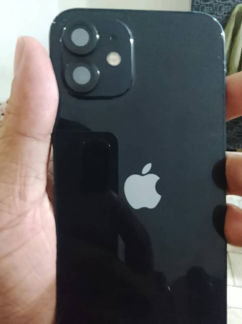 Apple iPhone 12 2