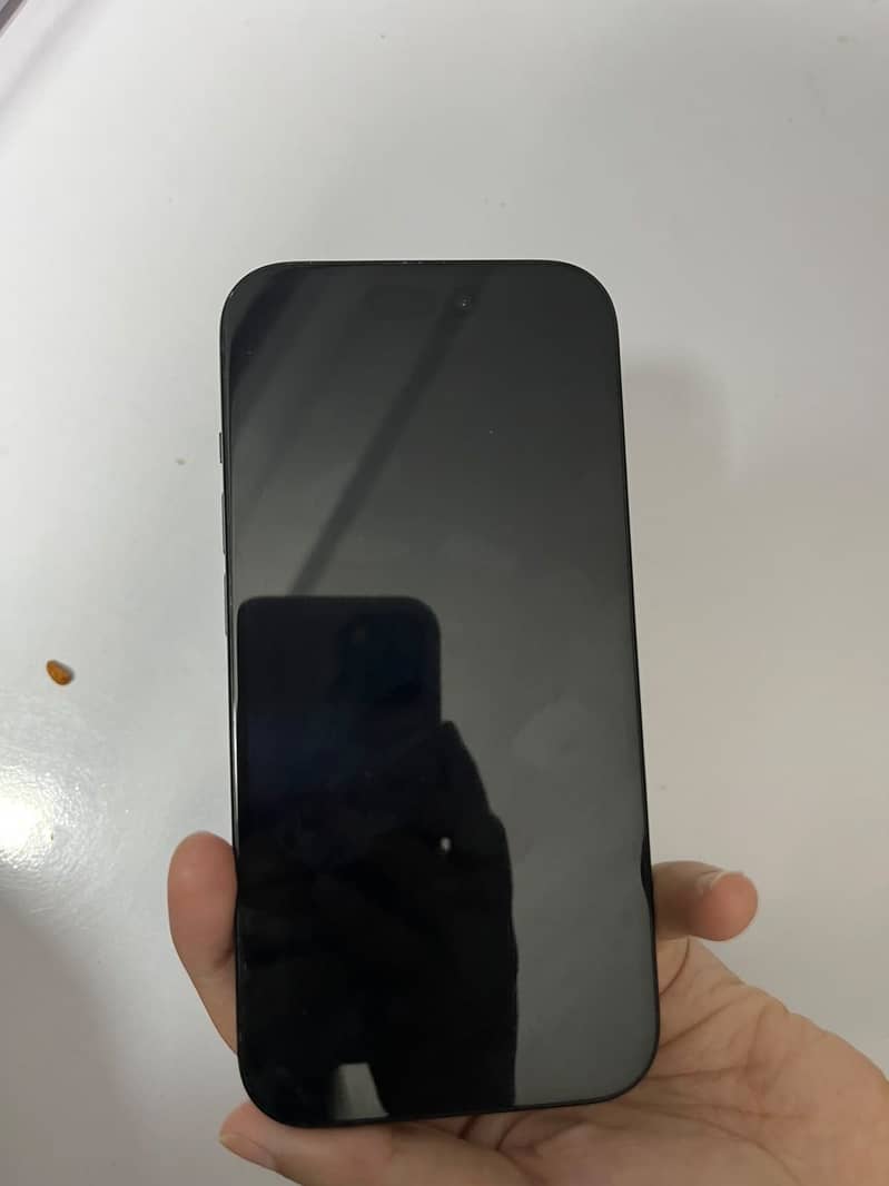 Apple iPhone 15 2