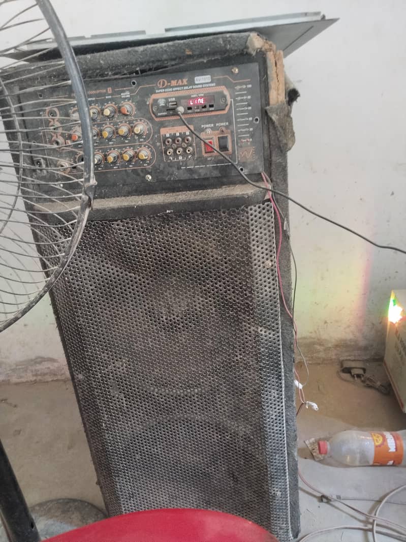 8+8 speaker 3