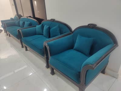 Mid Century Cabriole Style 7 Seater Hybrid