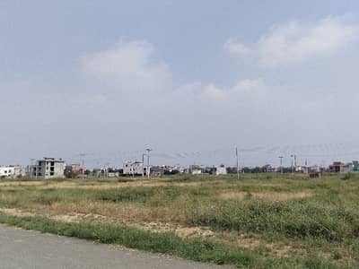 1 Kanal D4 Block 60 Feet Road PCSIR Staff Society In Engineers Town