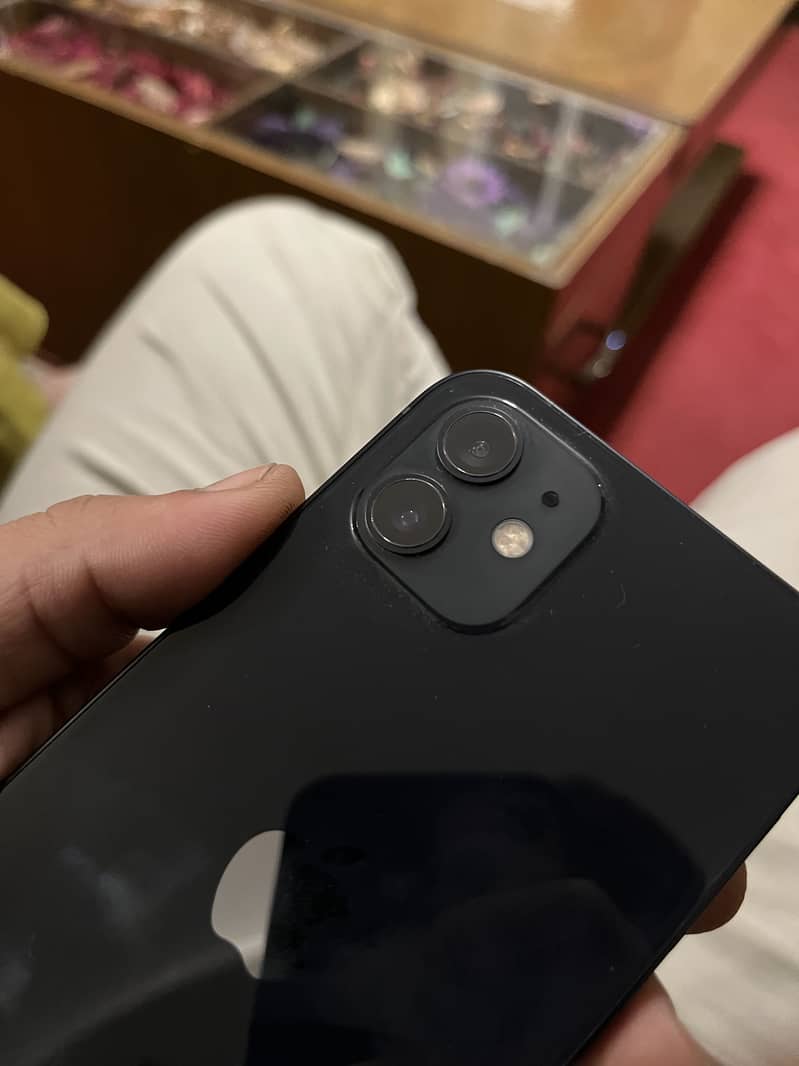 Apple iPhone 12 9