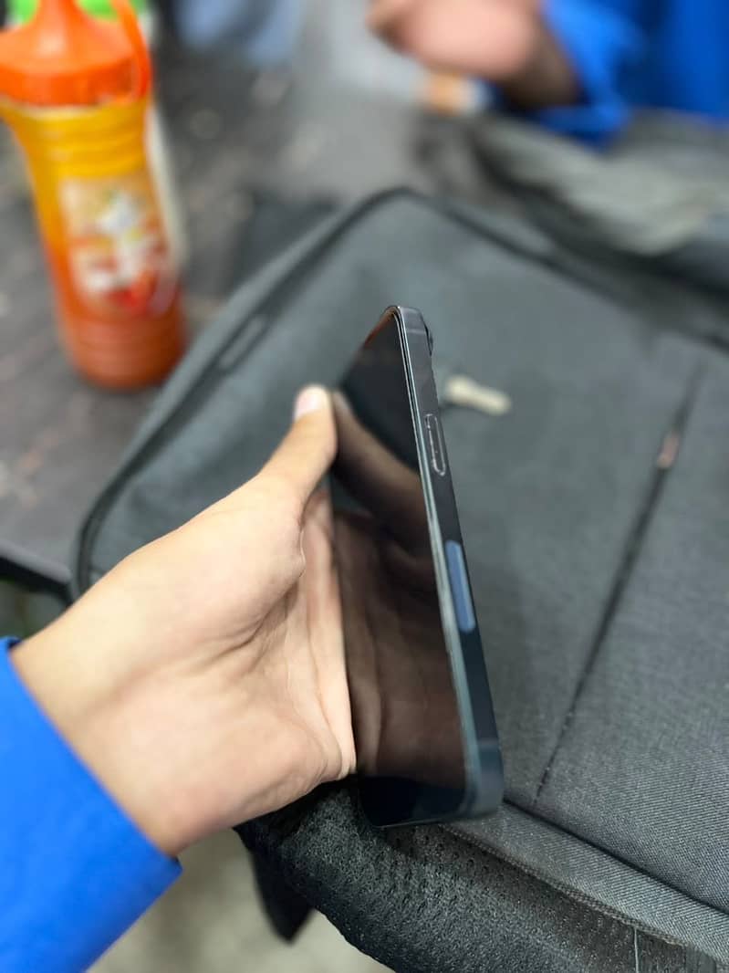 Apple iPhone 14 0