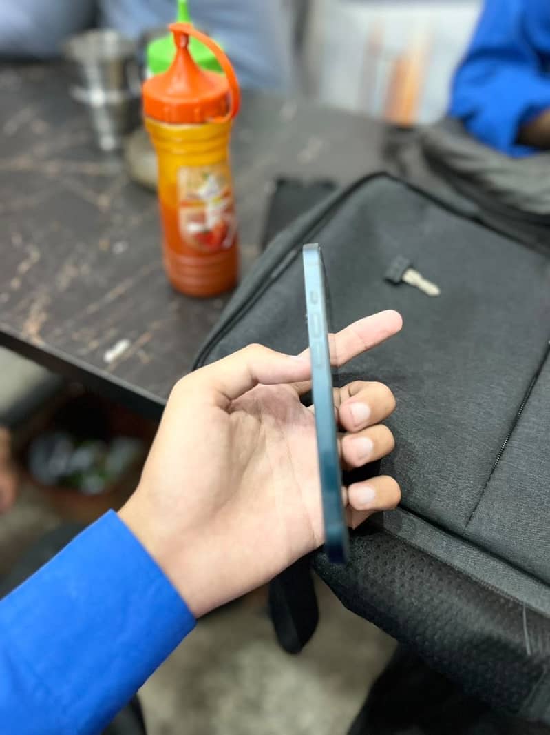 Apple iPhone 14 5