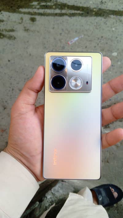 Infinix Note 40