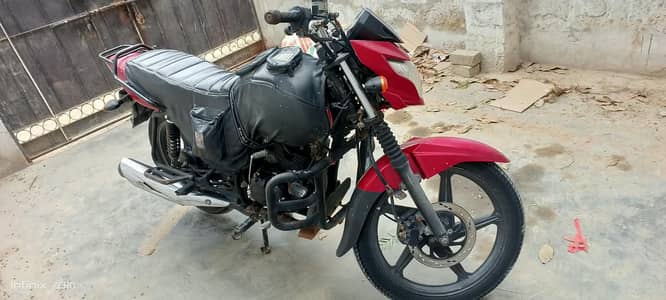 Suzuki GR 150 2018
