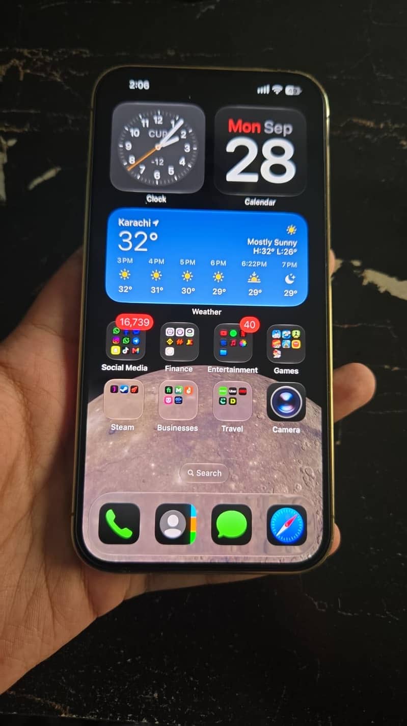 Apple iPhone 13 Pro Max 0