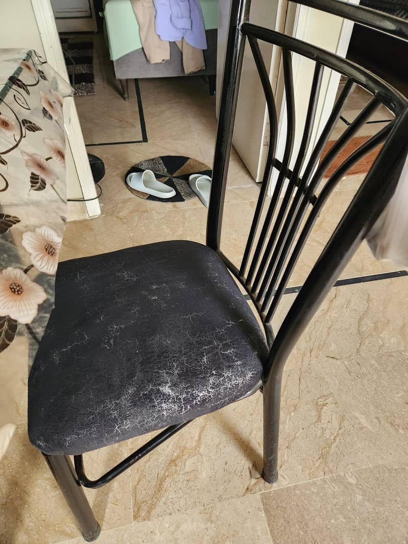 Dinning table with chairs 1