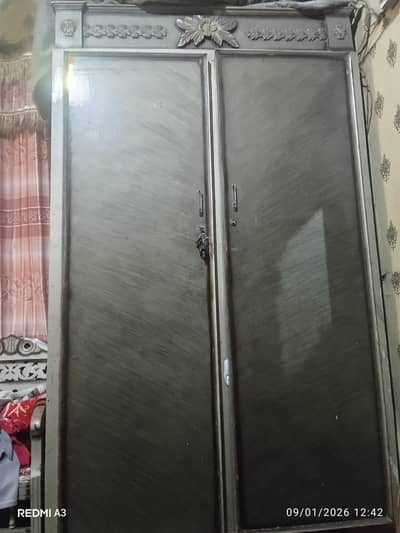 wooden cubbord