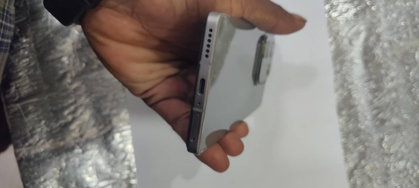 Infinix Note 50 Pro 4