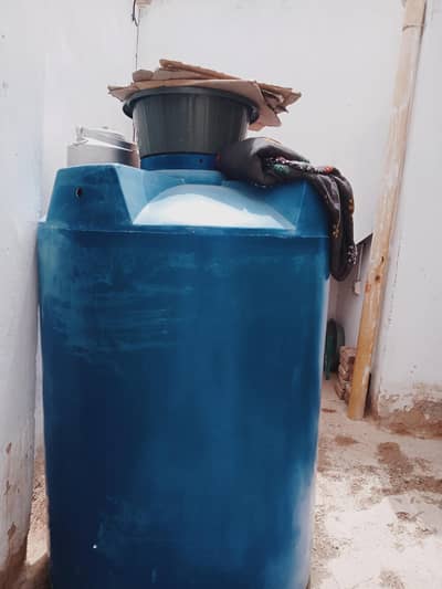 500 galan ka tank  8 foot size 18000