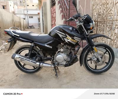 Yamaha ybr 125 G model 2018 Shield engine genuine condition