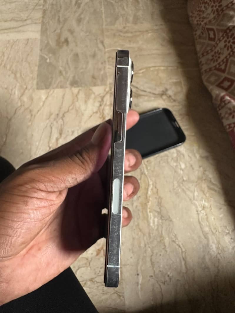 Apple iPhone 13 Pro 5