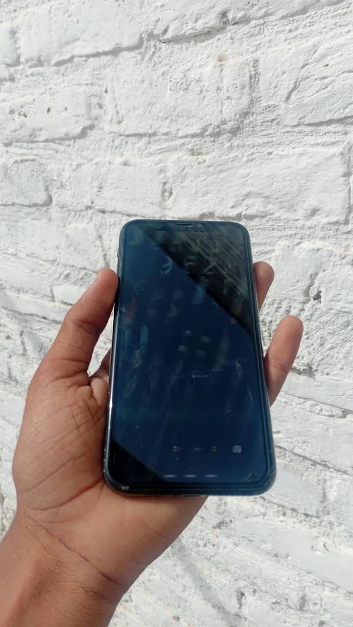 Apple iPhone X 1