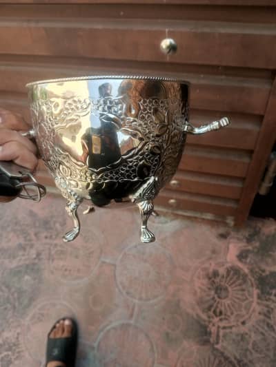 Handcrafted ice bowl / Flower vase
