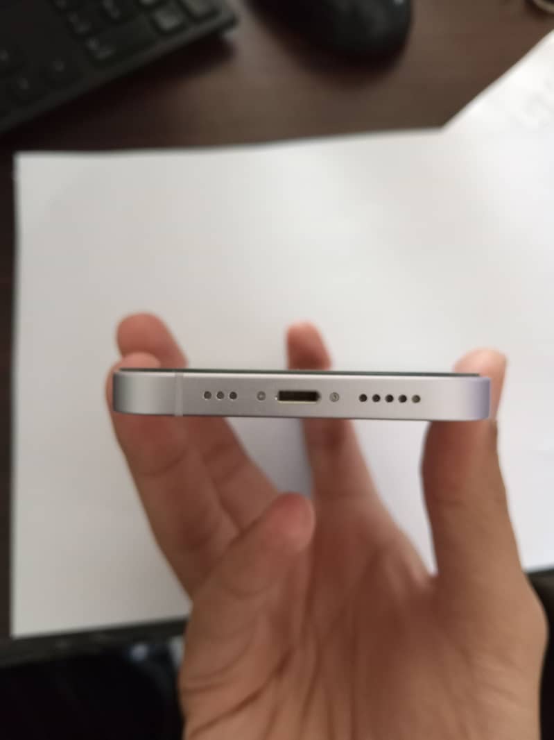 Apple iPhone 14 2