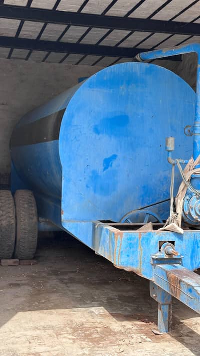Water Tanker Big Size